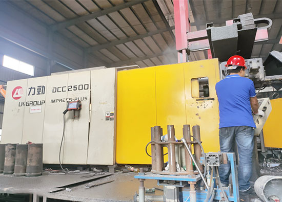 2500T-large-die-casting-machine